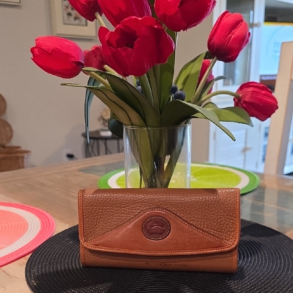 DOONEY AND BOURKE Brown Leather Wallet